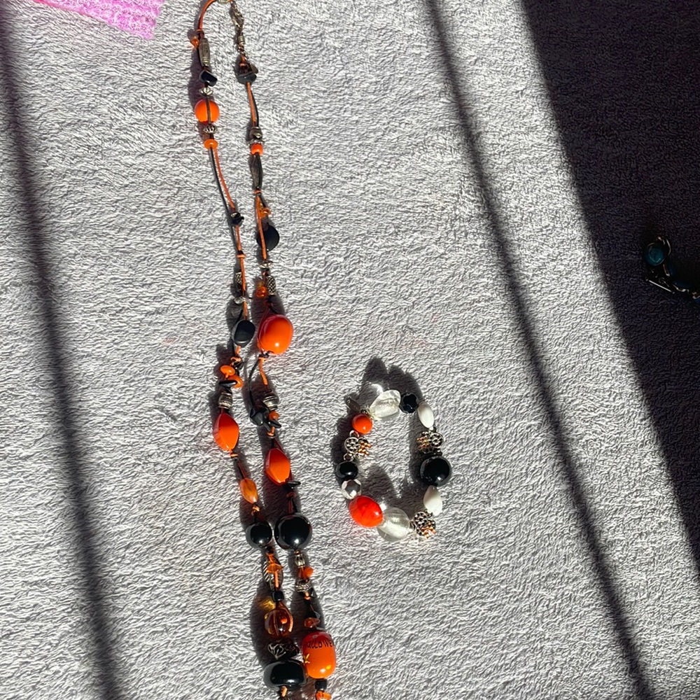 2 PEICE Halloween jewelry set